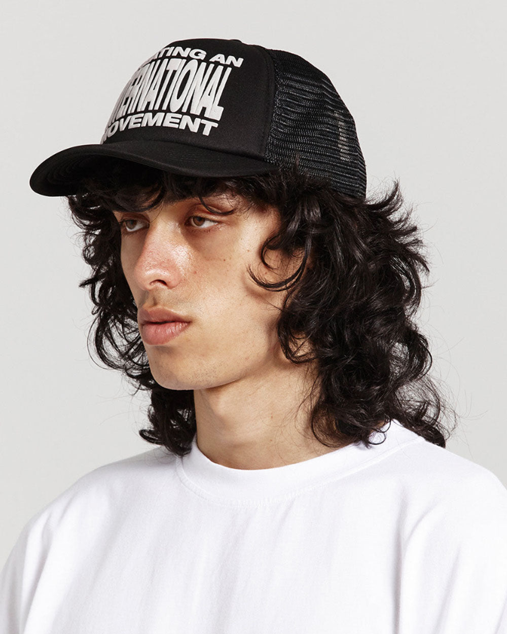 TYPE MODIFICATION TRUCKER CAP BLACK