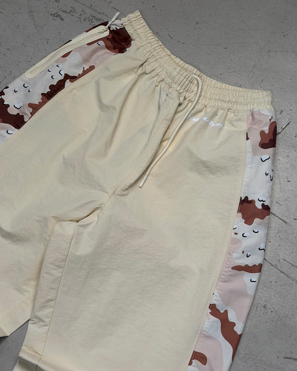 SPIDER PANTS BEIGE & CAMO
