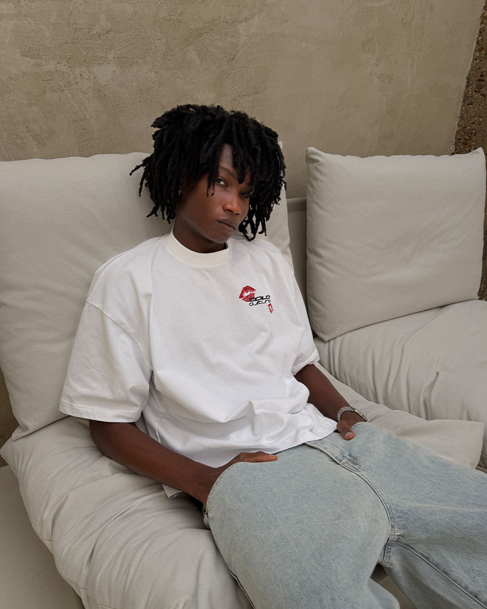 KISS IN THE ASTROS TEE WHITE