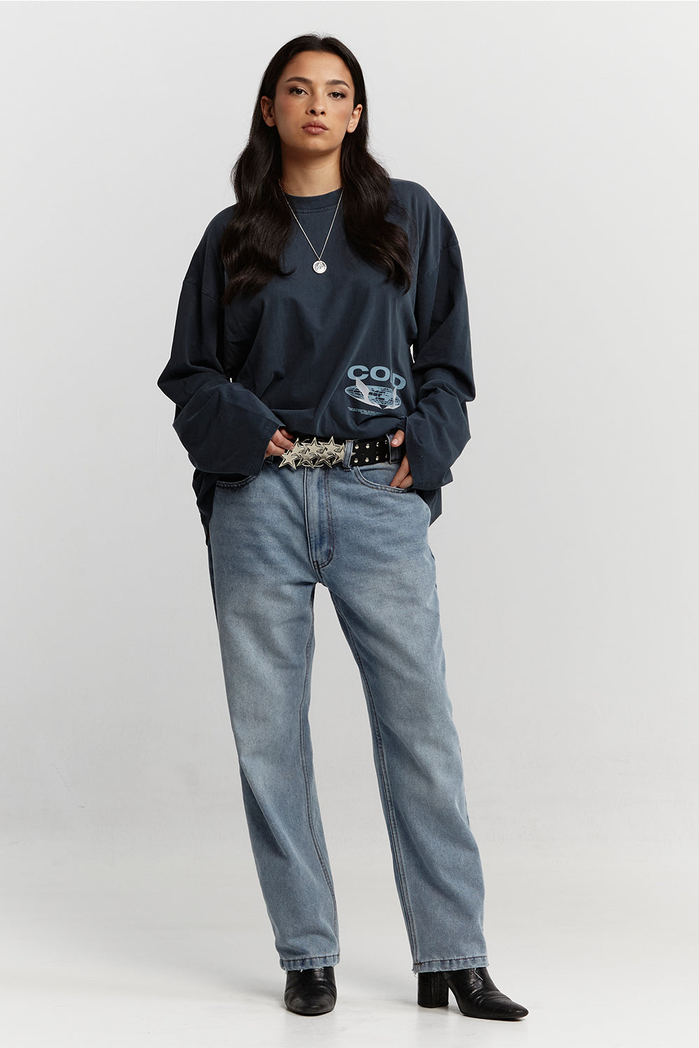 GLOBALIA LONGSLEEVE TEE DARK BLUE