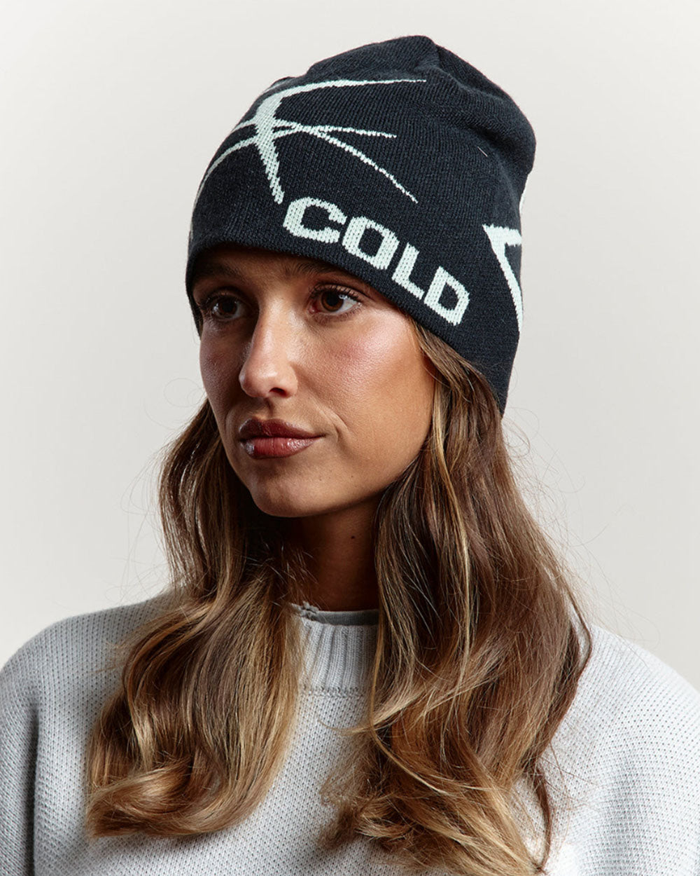 BRAMBLES BEANIE DARK BLUE
