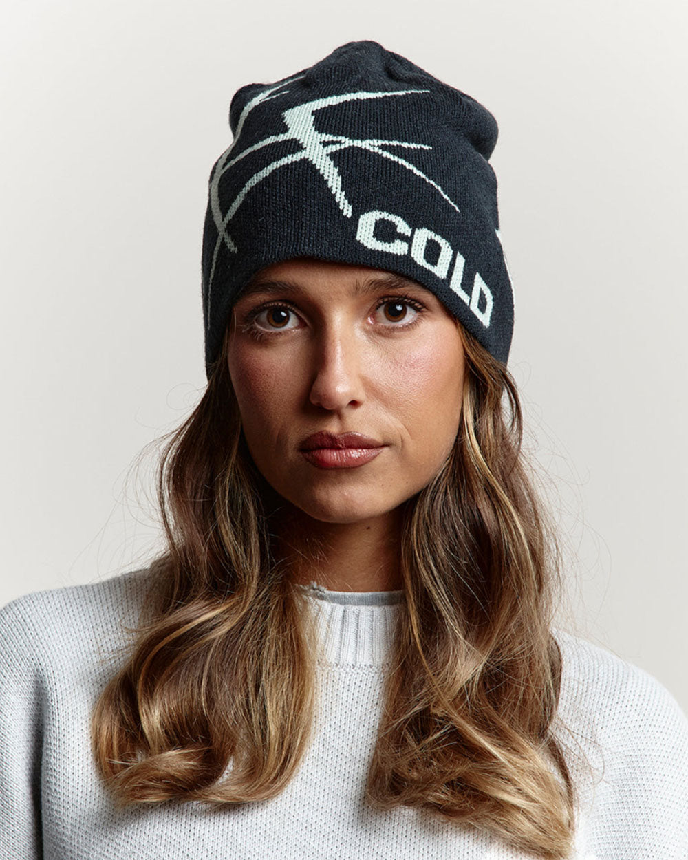BRAMBLES BEANIE DARK BLUE