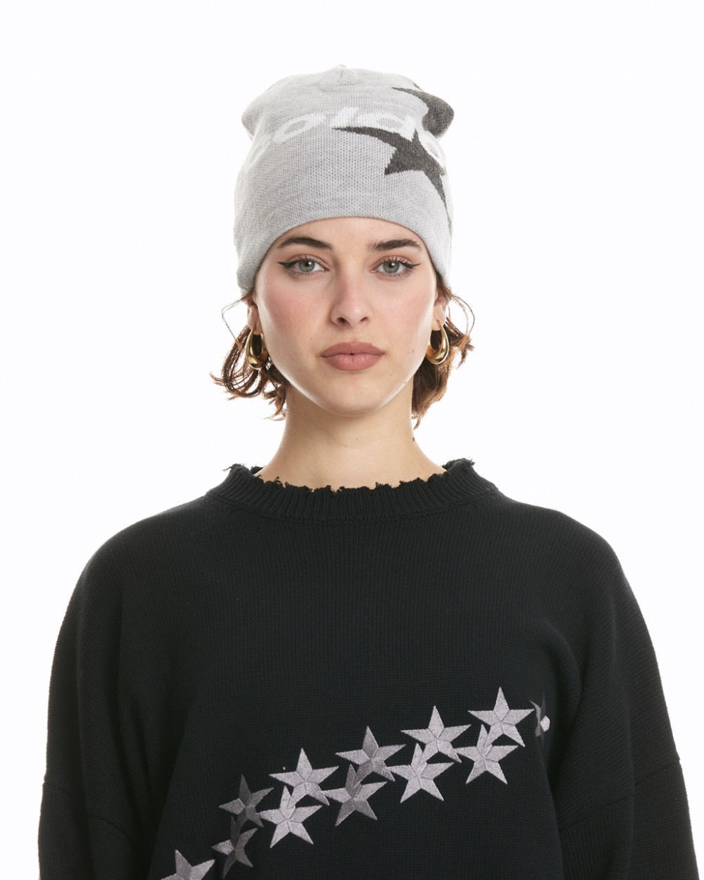 italic-stars-beanie-ultra-light-grey6.jpg