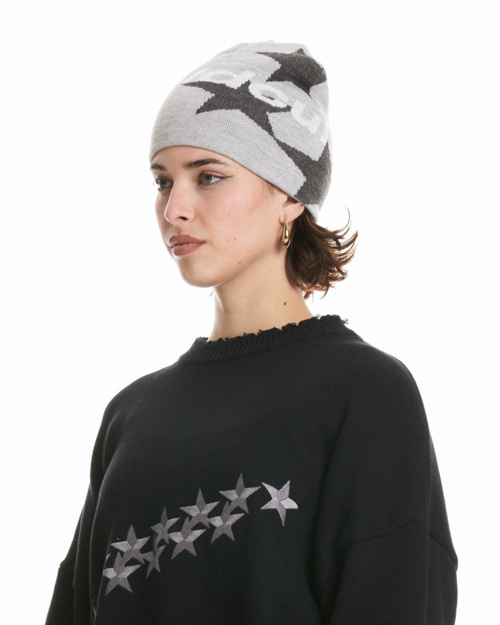 italic-stars-beanie-ultra-light-grey7.jpg