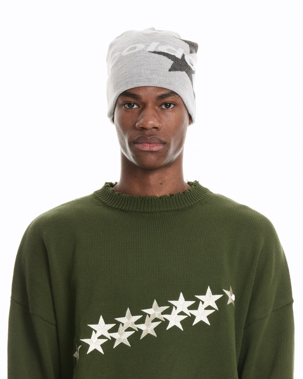 italic-stars-beanie-ultra-light-grey3.jpg