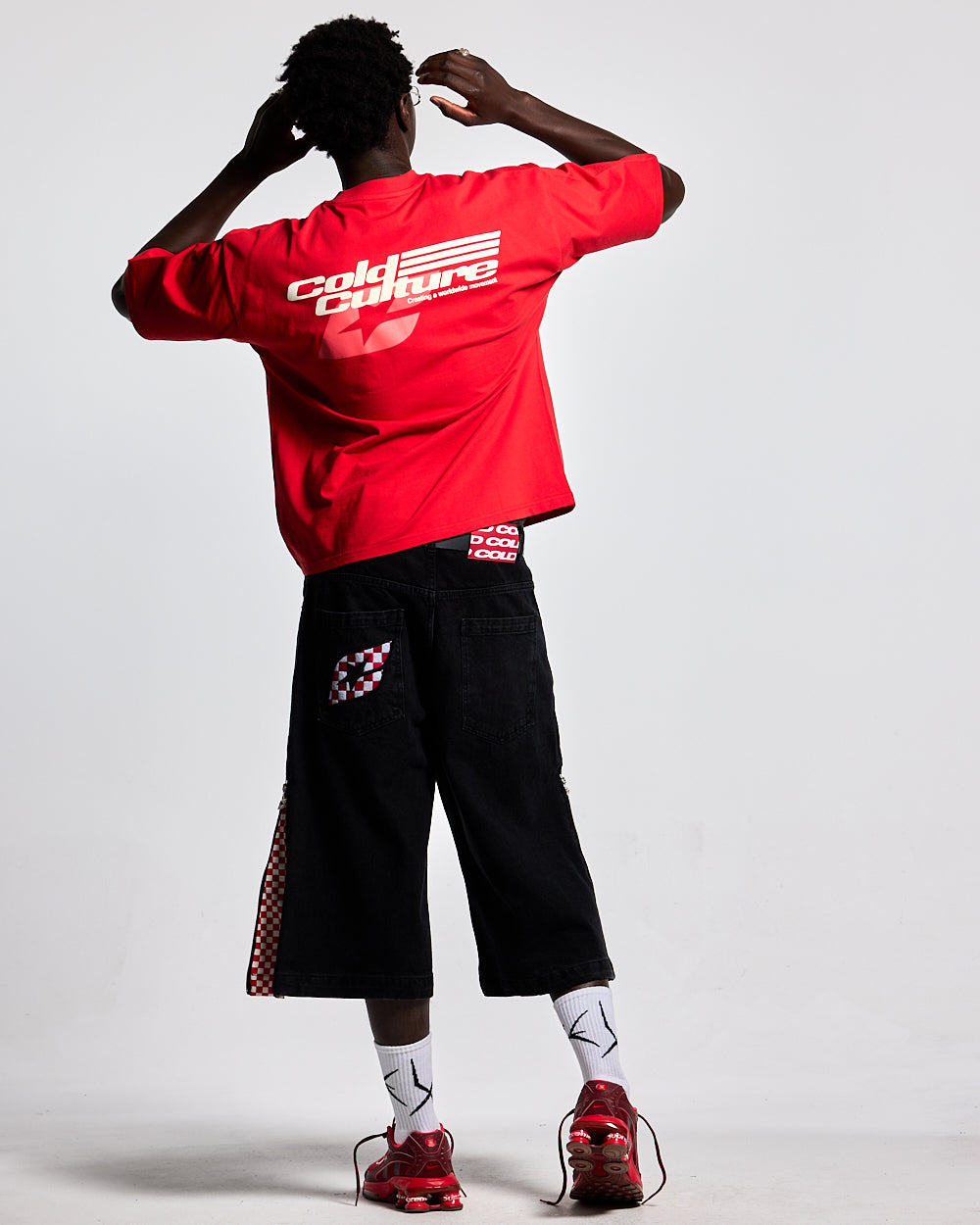 FEAST TEE RED