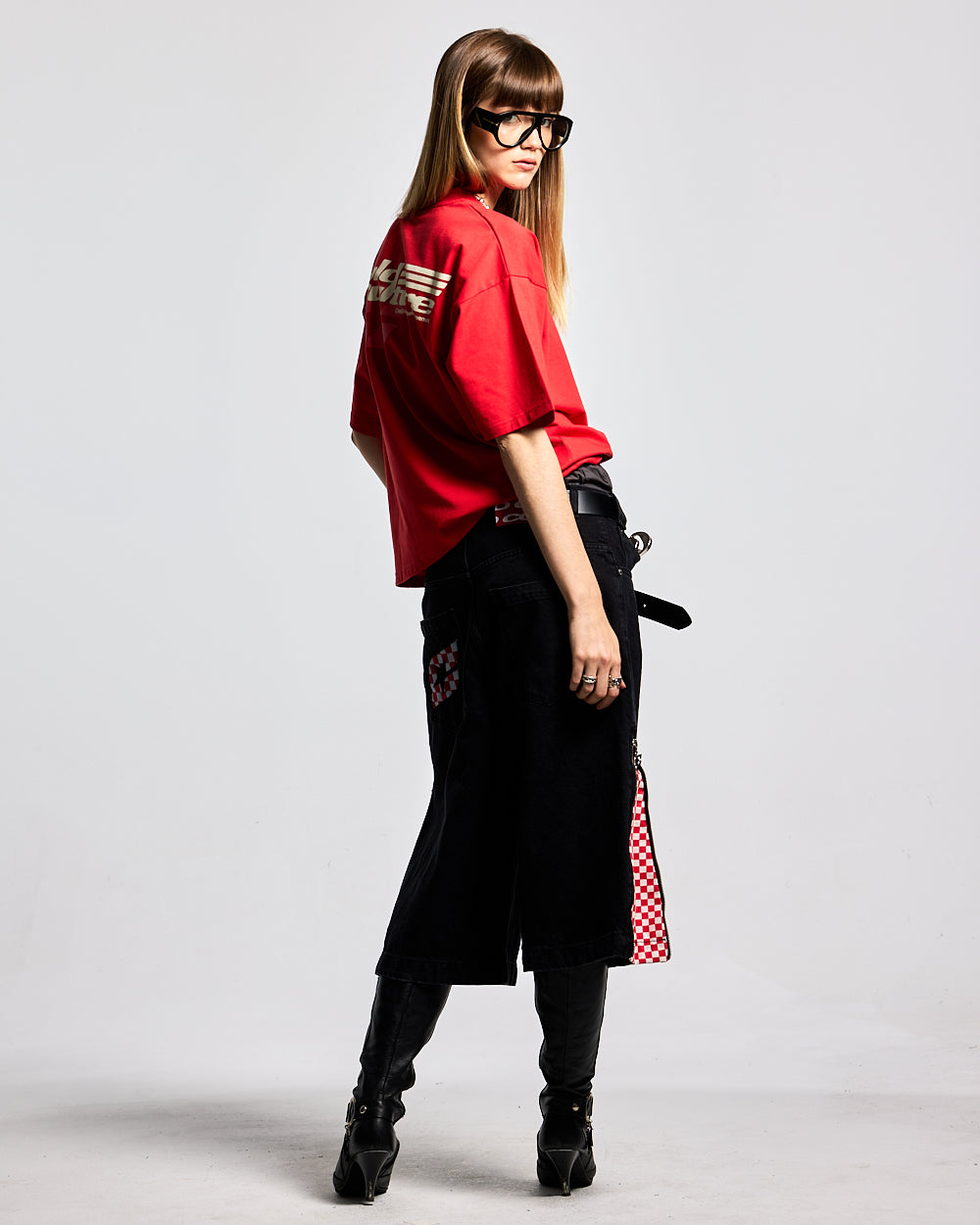 FEAST TEE RED