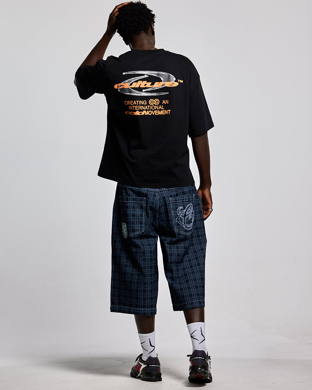 DYNAMIC TEE BLACK AND ORANGE