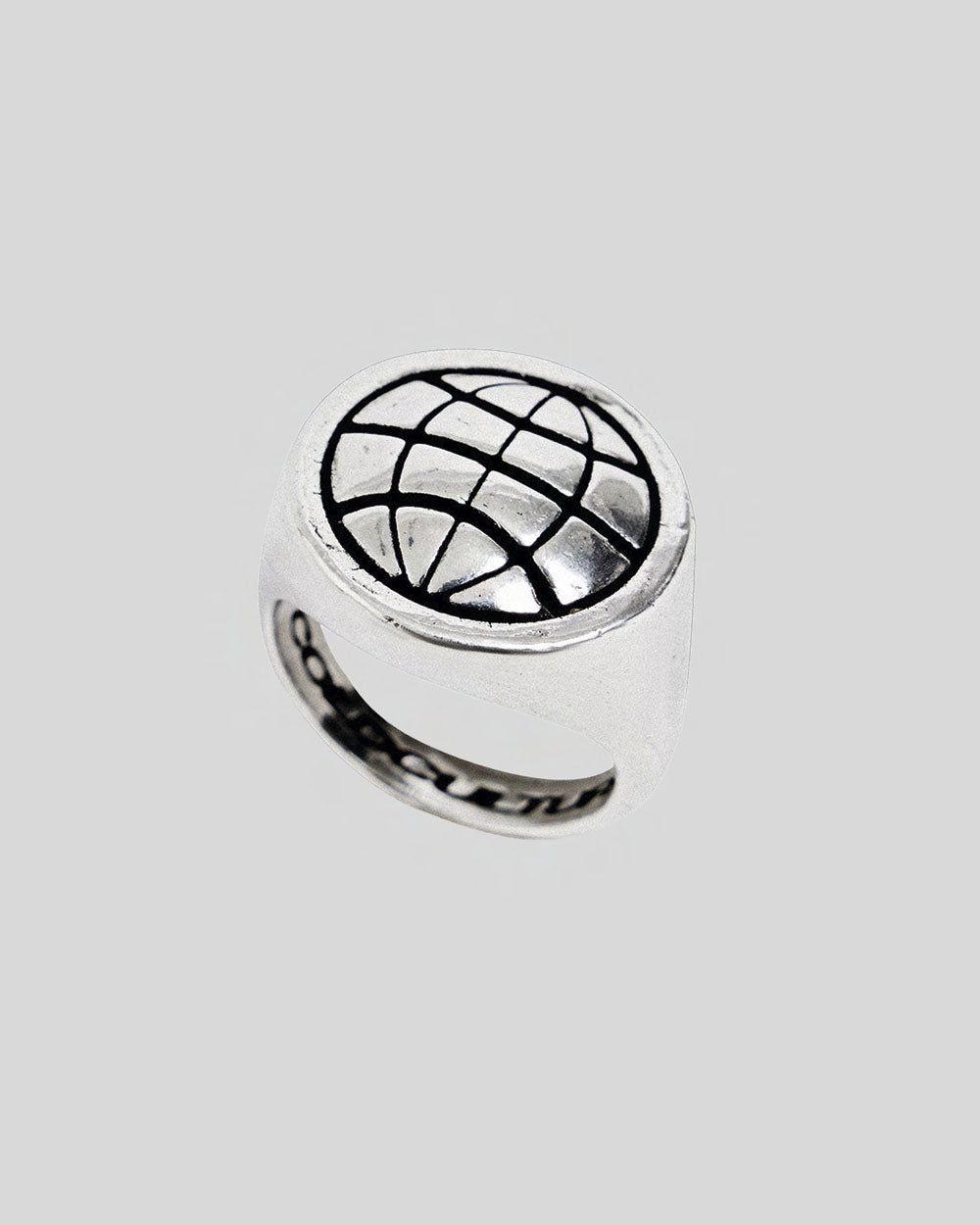 world-logo-ring1.jpg