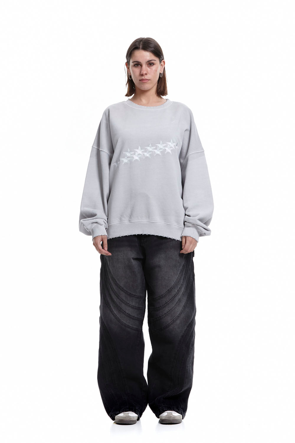 STARS CREWNECK PALE GRAY