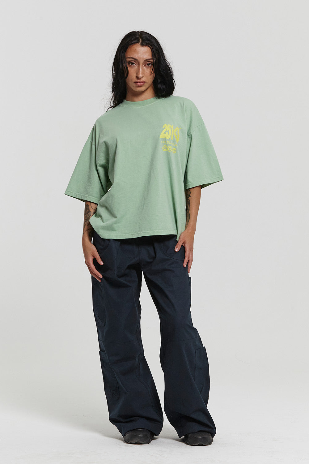 NUMBER PERSPECTIVE TEE NEBULA GREEN