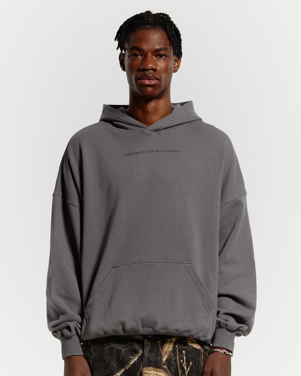 COSMOS ARC HOODIE SMOKEY GREY