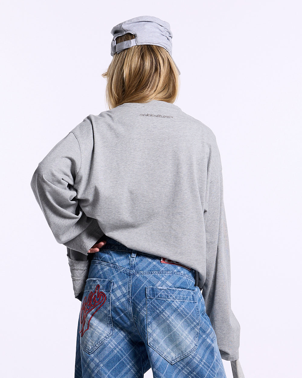 CROWN LONGSLEEVE HEATHER GREY