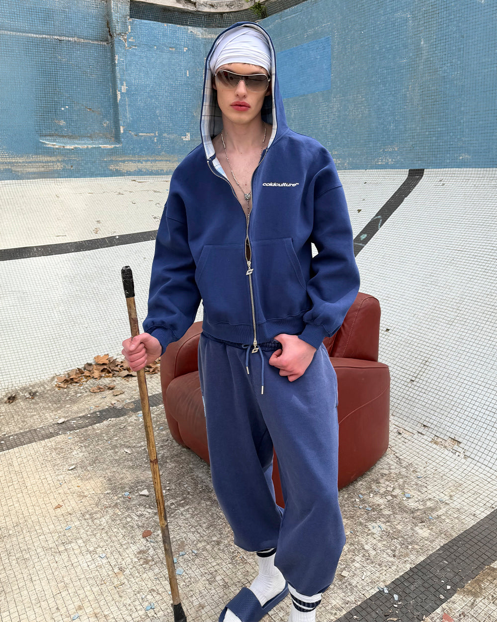 HIDE AND SEEK ZIP HOODIE NAVY