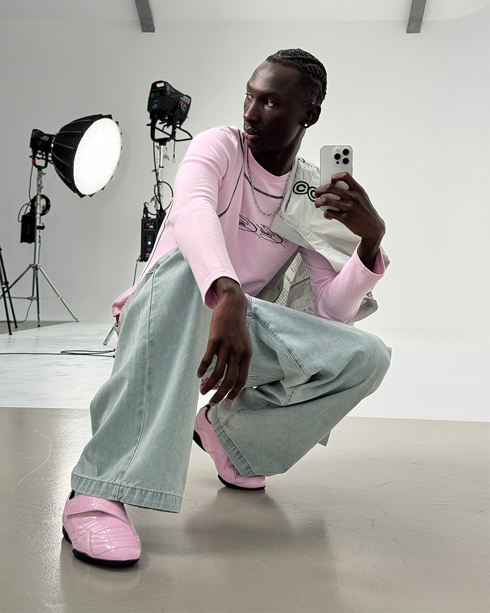 DOWN TO LUCK HOODIE BLACK AND WHITE