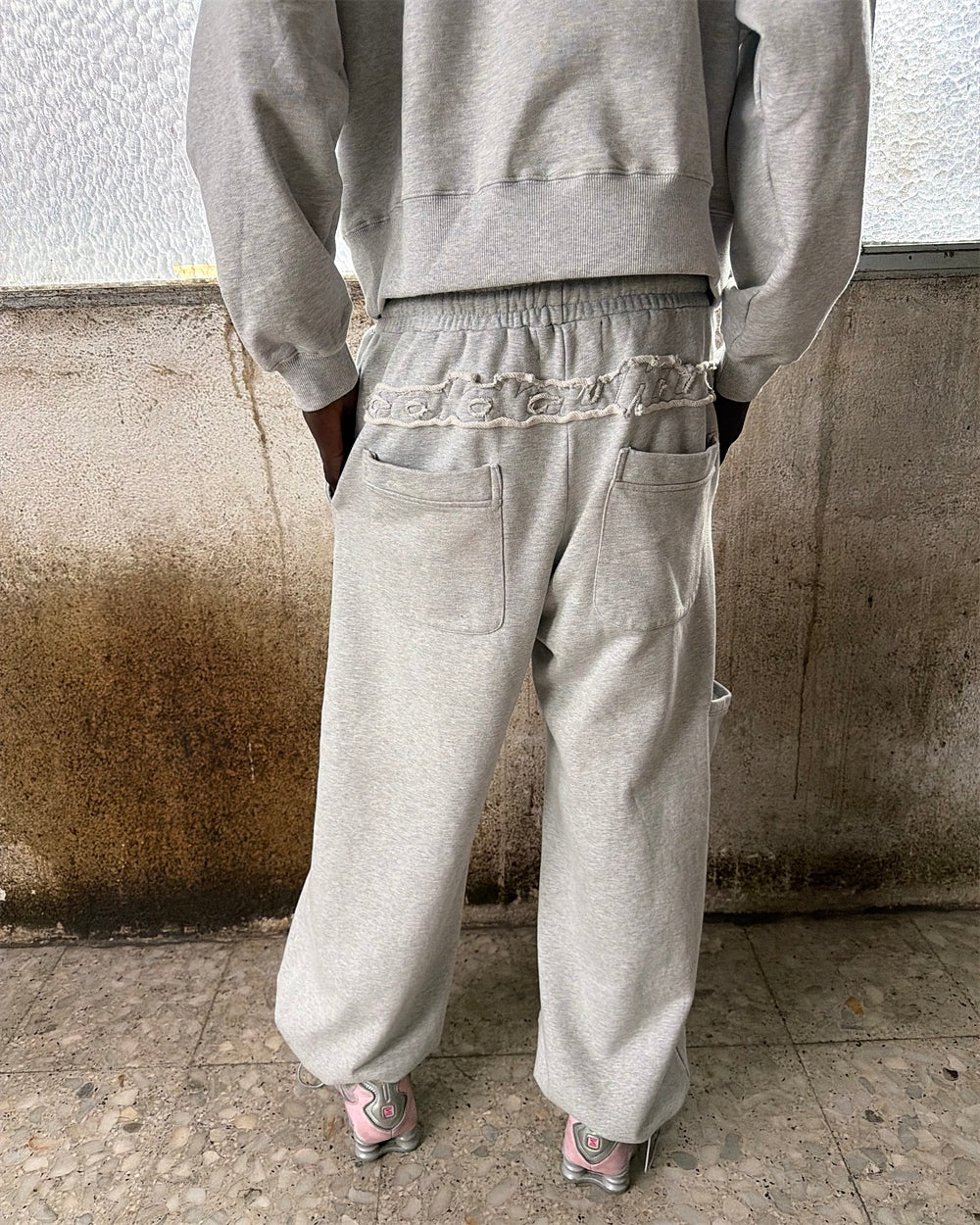 DISTRESS SWEATPANTS HEATHER GREY