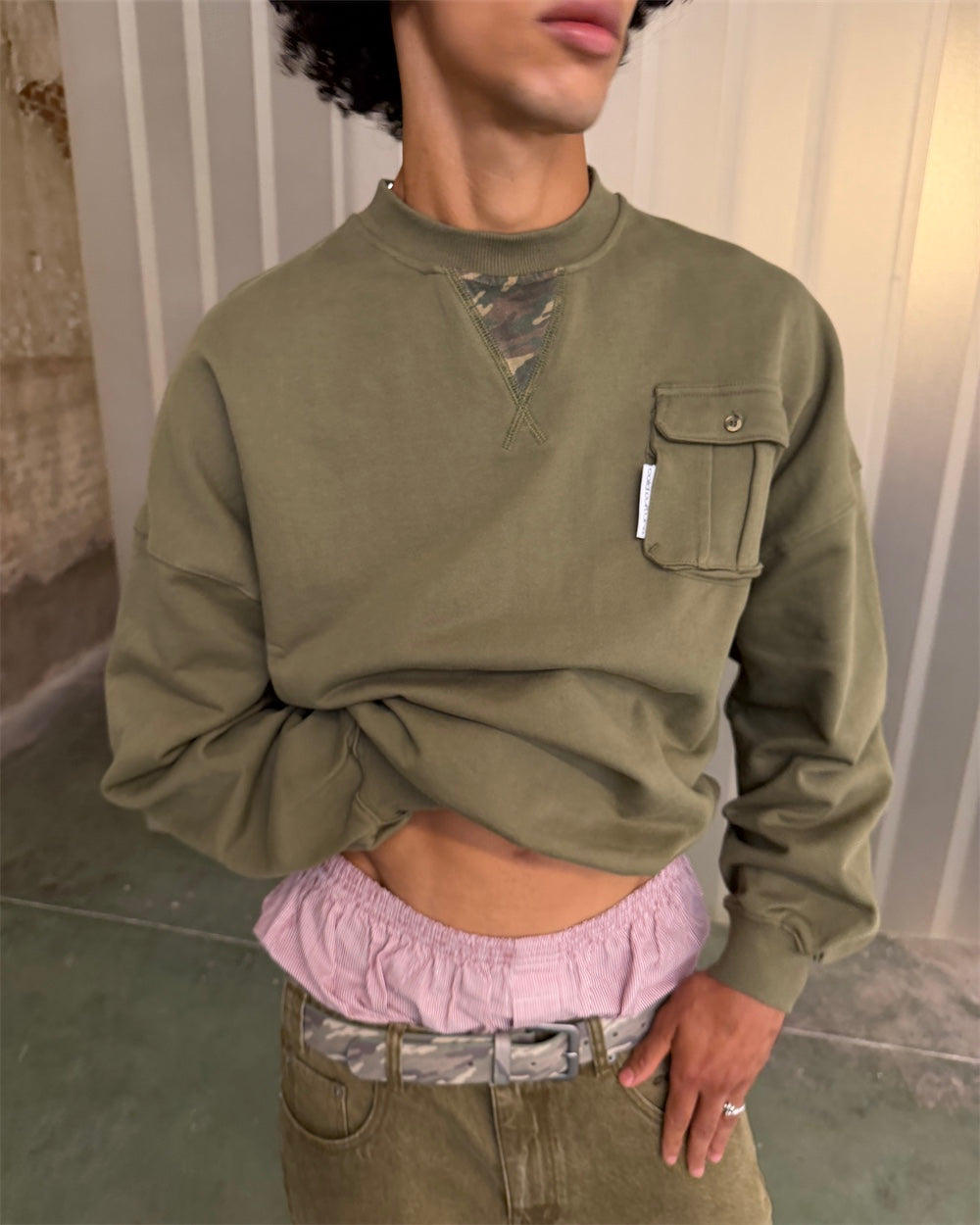AUTHORITY CREWNECK MILITAR GREEN