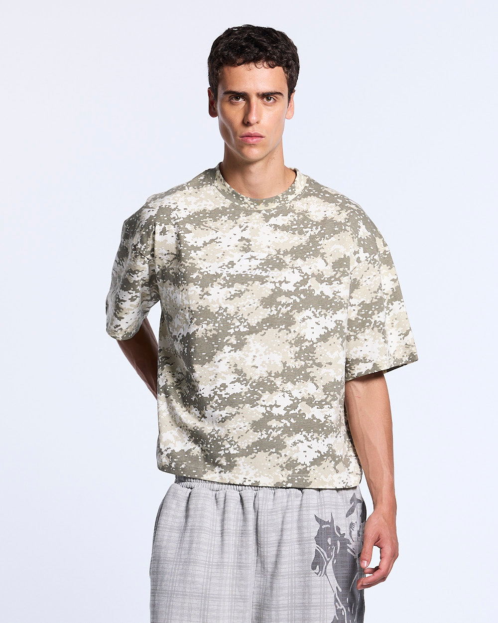 GROUND CURVED TEE GREEN