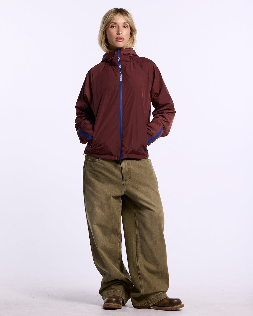 ARCTIC WINDBREAKER BURGUNDY - Cold Culture #woman