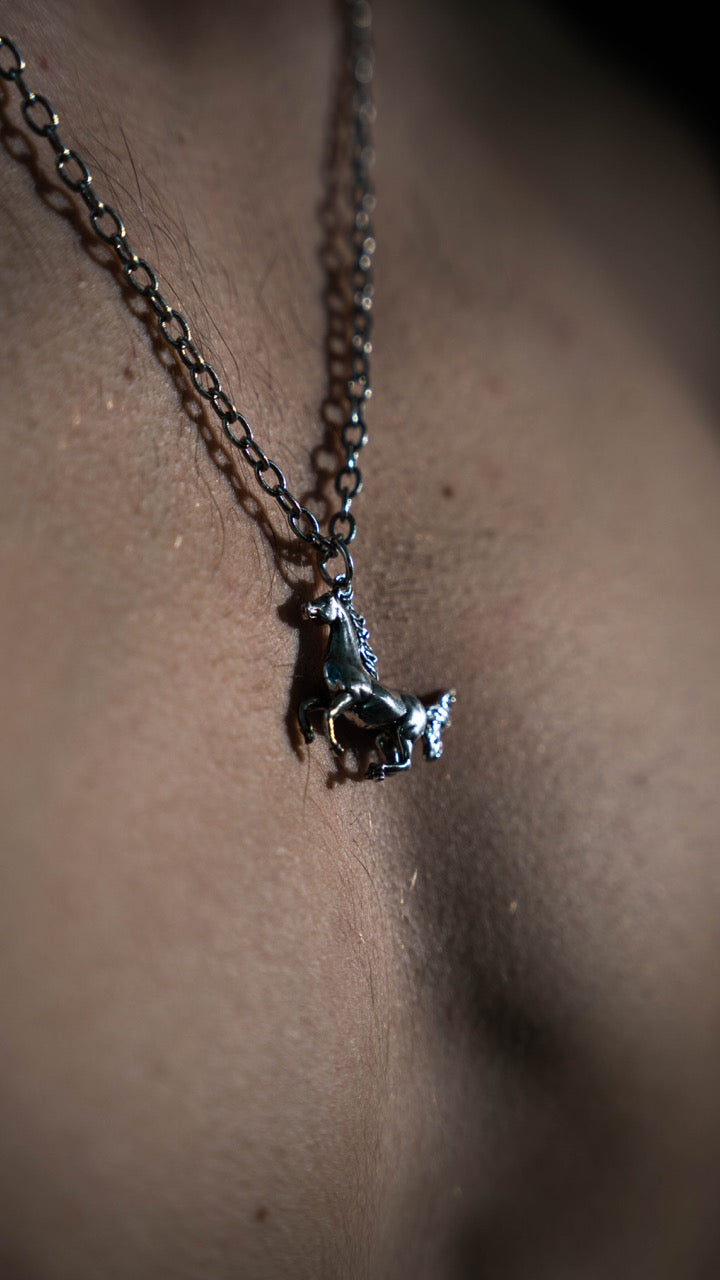 HORSE NECKLACE