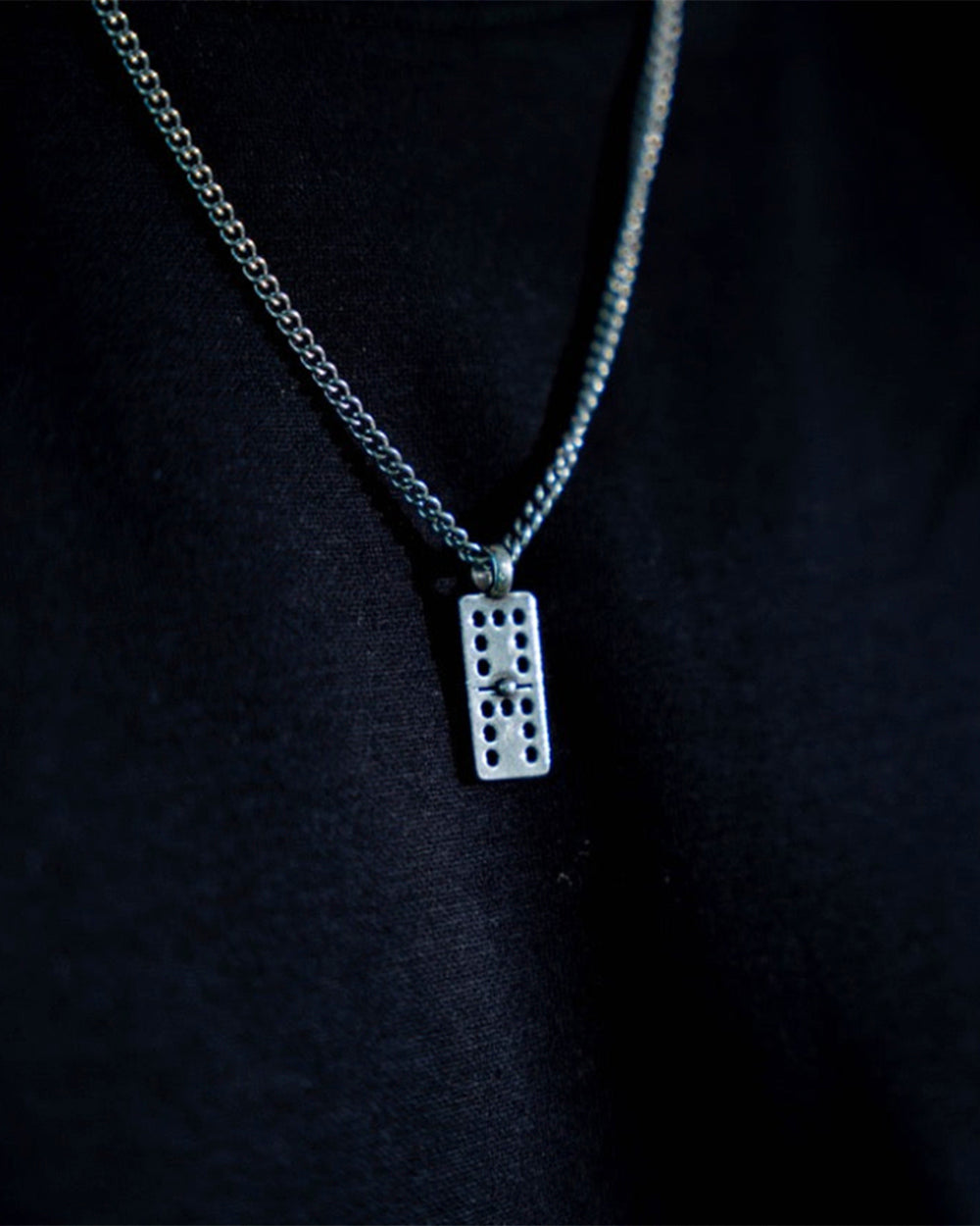 _0245__0061_domino-necklace8.jpg