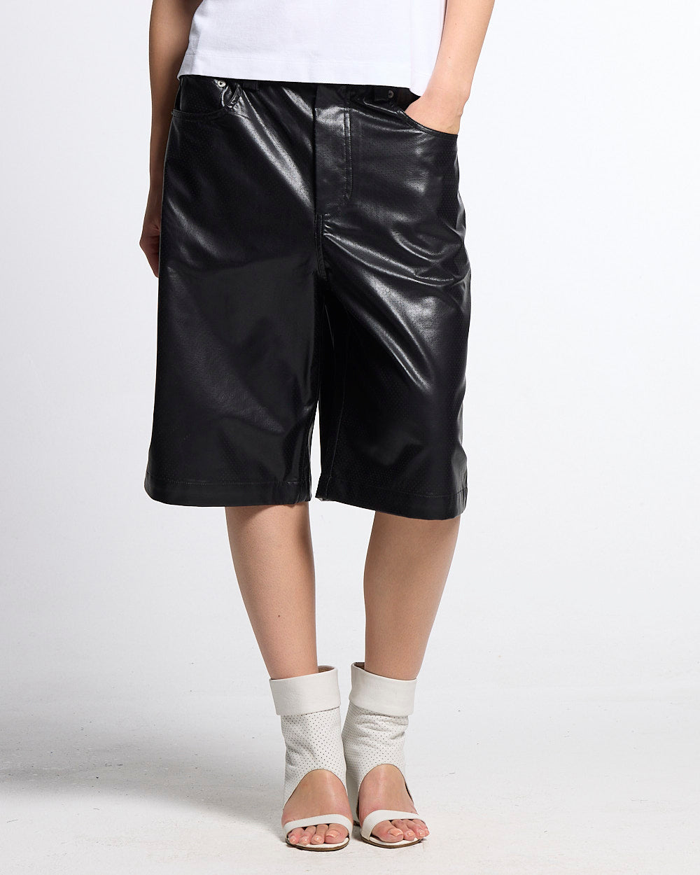 BRAVE SHORTS BLACK - Cold Culture #woman