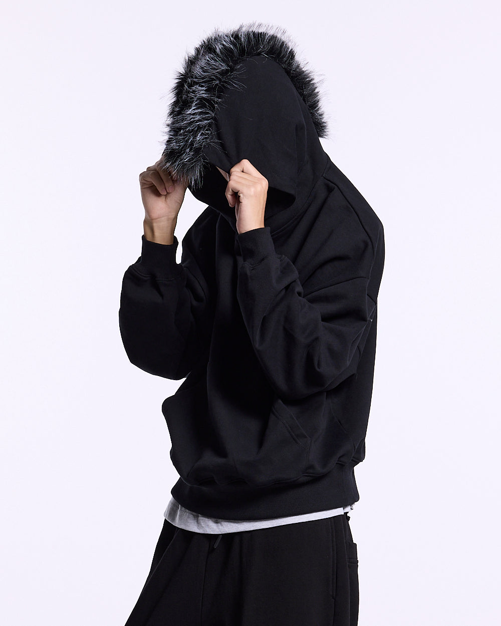 HAIRY HOODIE BLACK