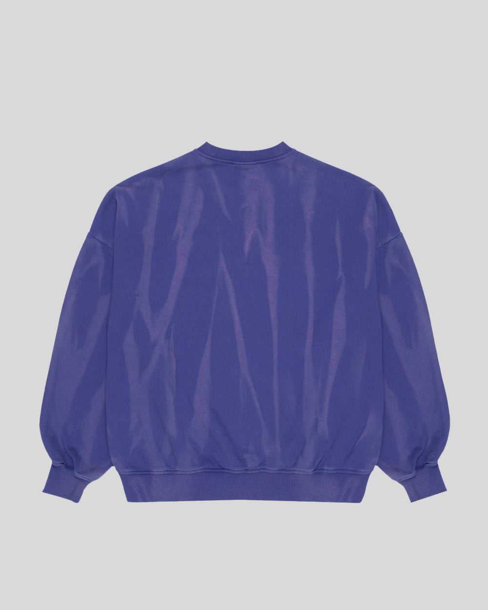 italic-embroidered-crewneck-faded-lilac2.jpg