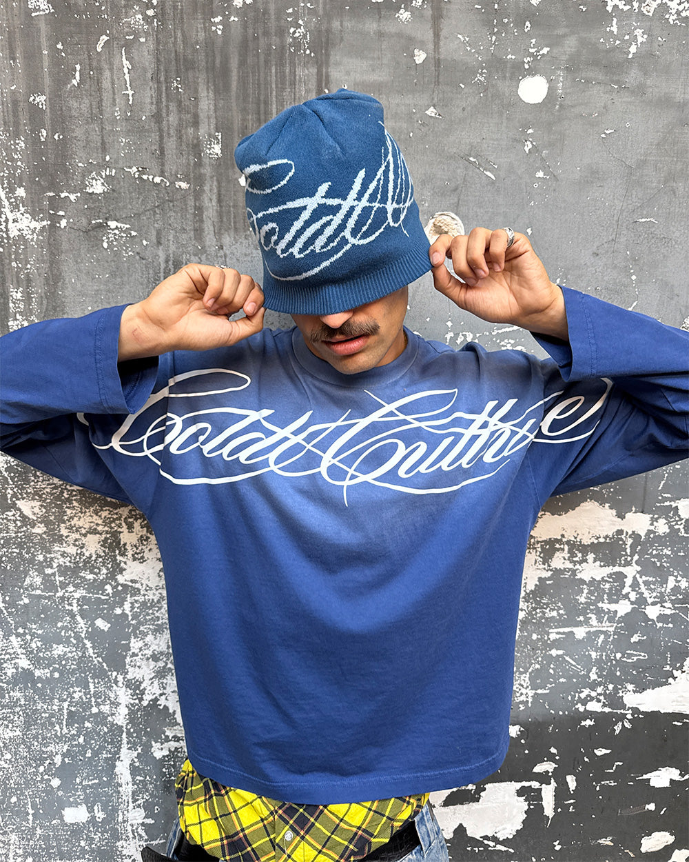 SCRIPT BEANIE BLUE