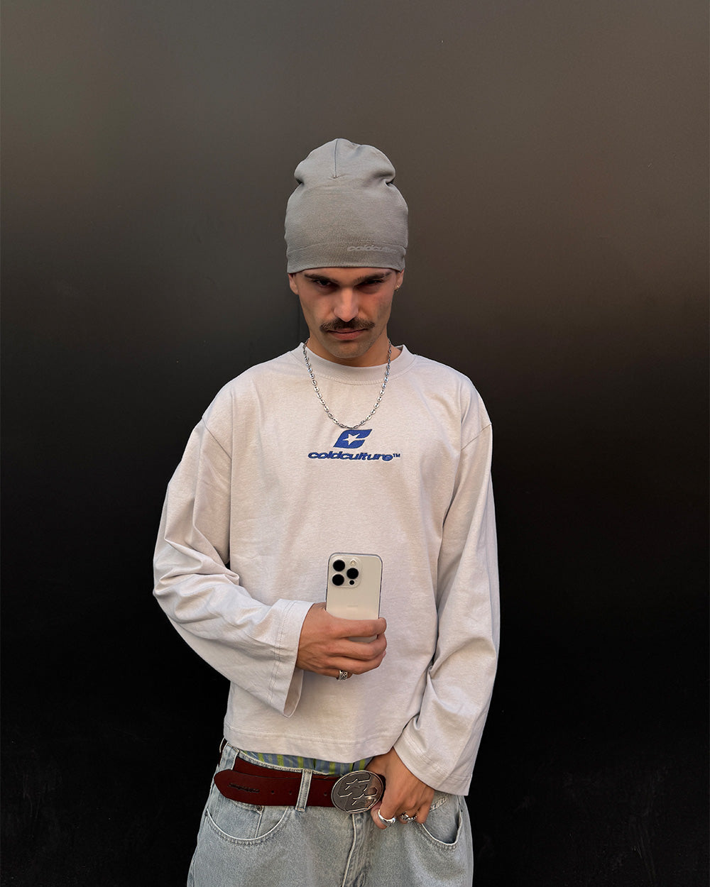 CURVED LONGSLEEVE GREY