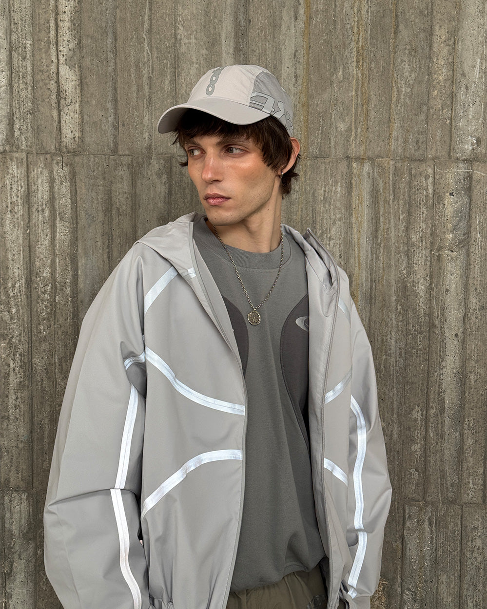 SPEED & SHINE CREWNECK GREY