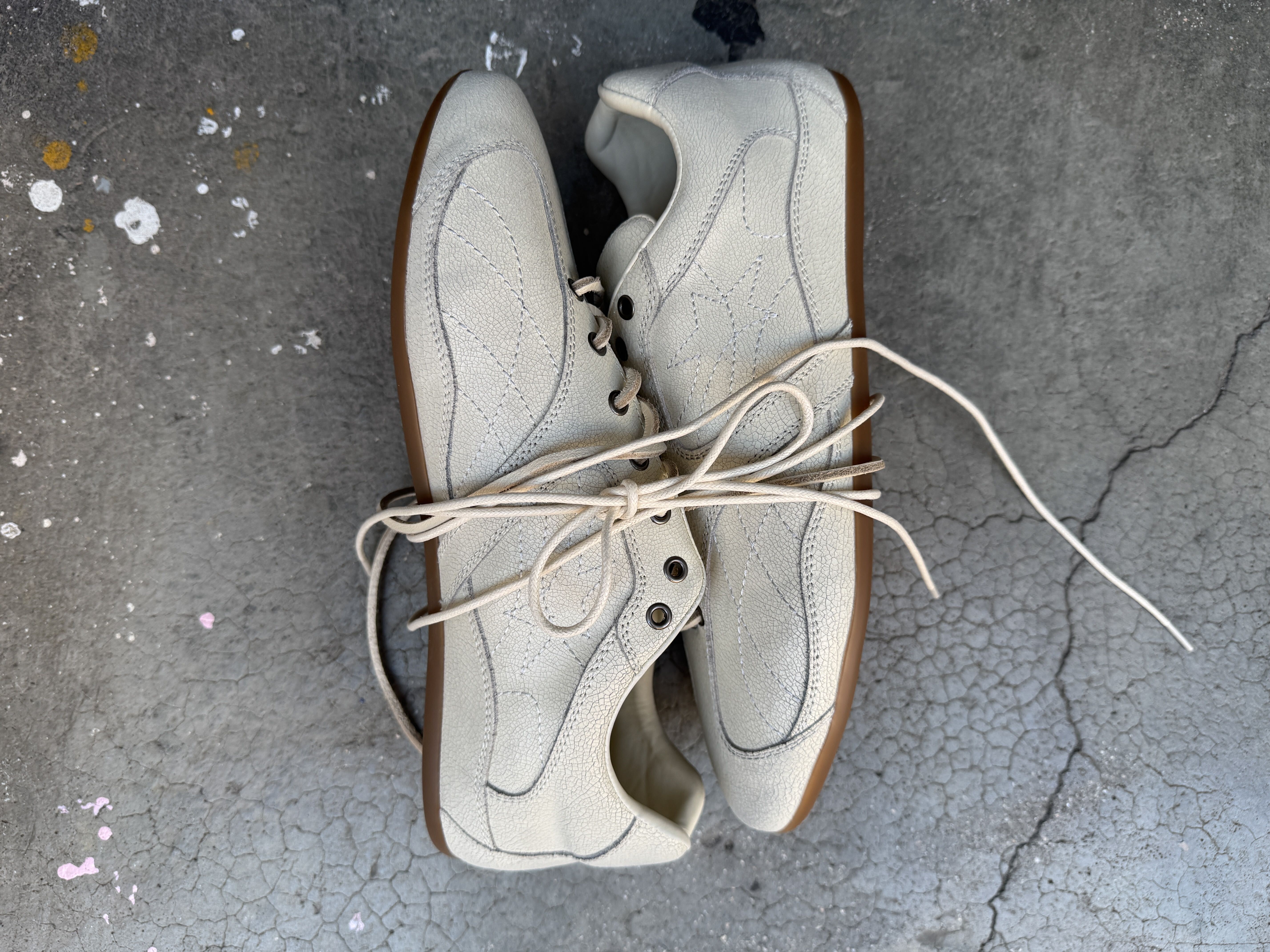 SILENT CODE SNEAKERS SUEDE WHITE