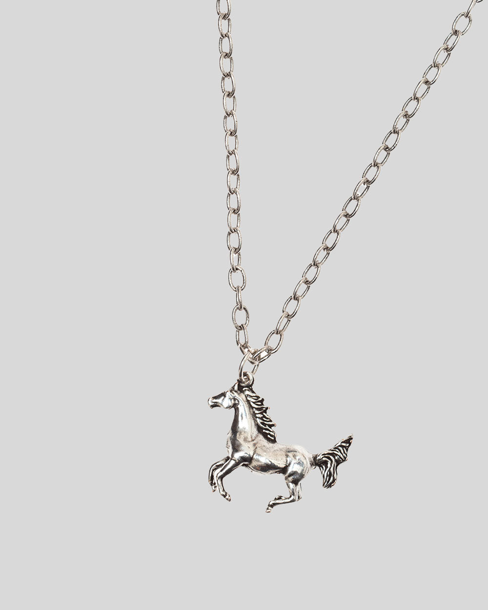 horse-necklace1.jpg