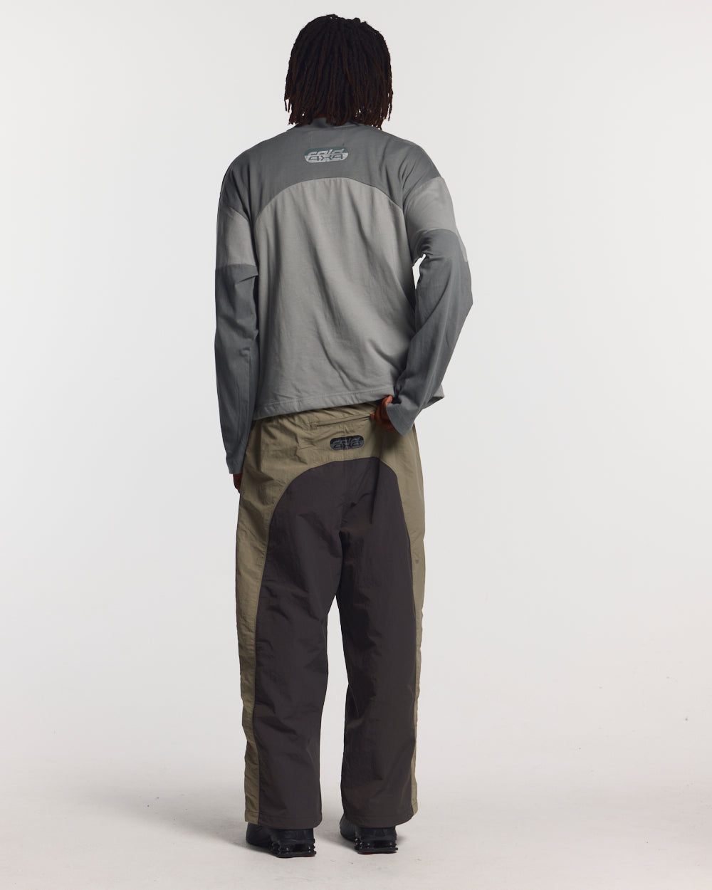 BLACE LONGSLEEVE GREY