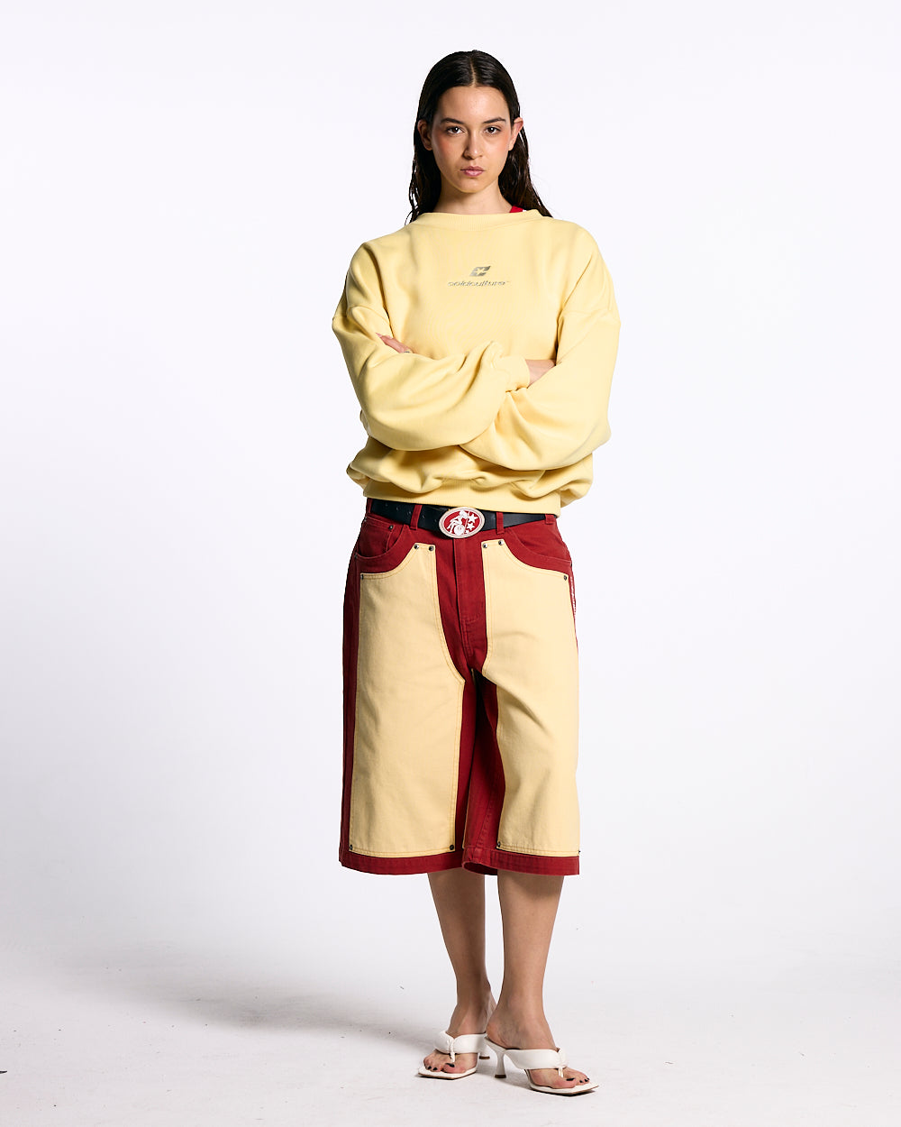 CURVED CREWNECK YELLOW