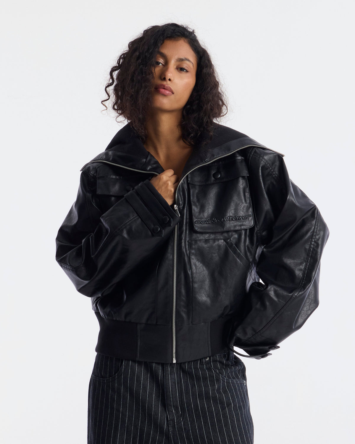BUNKER BOMBER BLACK