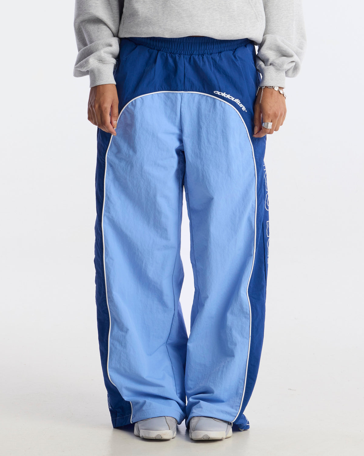 OVERCUT SWEATPANTS BLUE