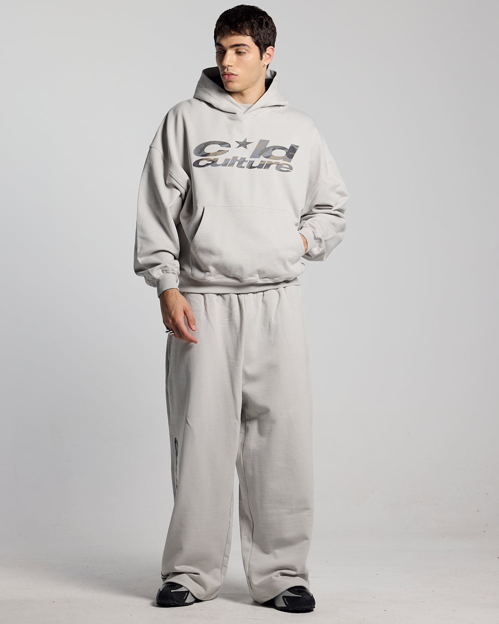 WILD CAMO SWEATPANTS LIGHT GREY