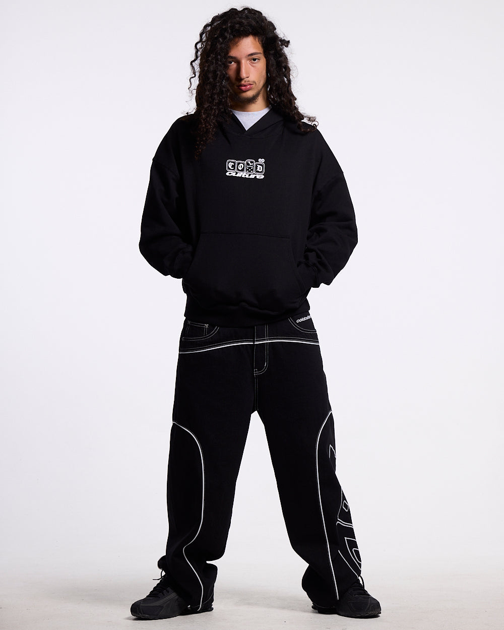 ROLL THE DICE HOODIE BLACK