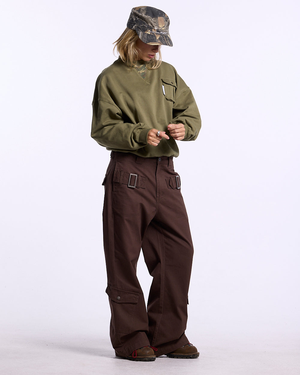 AUTHORITY CREWNECK MILITAR GREEN - Cold Culture #woman