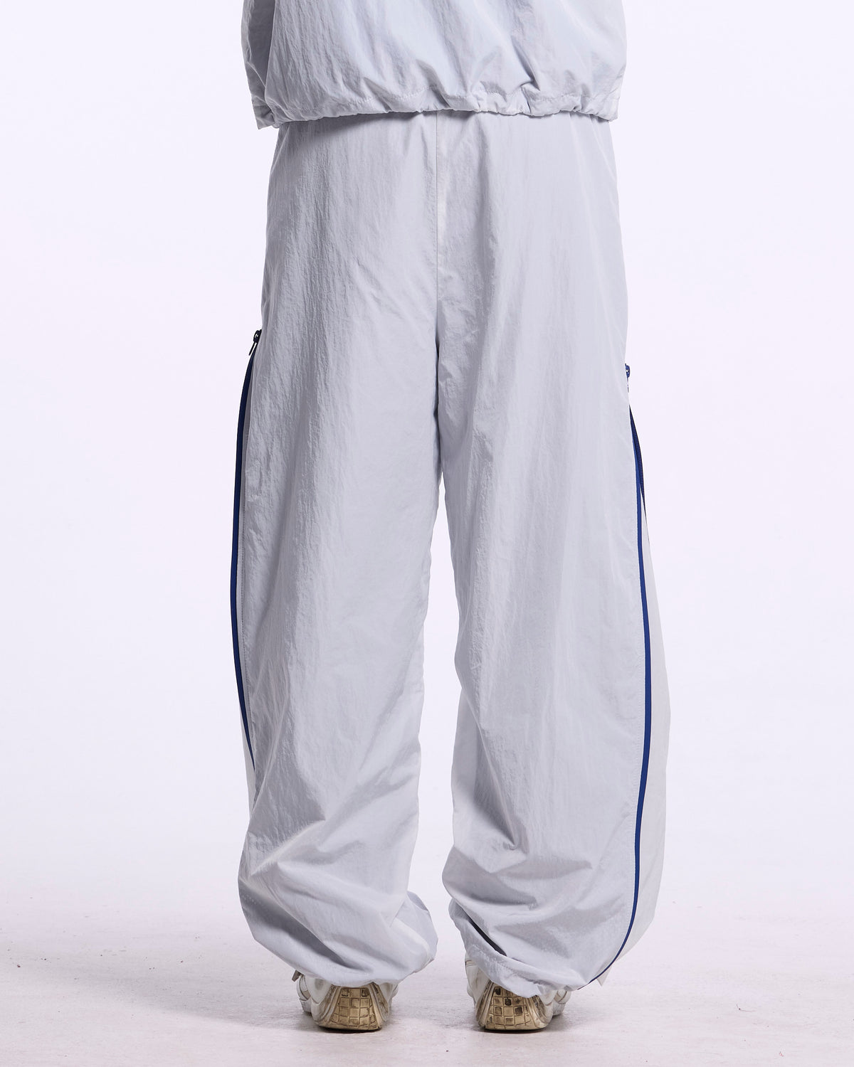 ARCTIC V1 REGULAR PANTS WHITE
