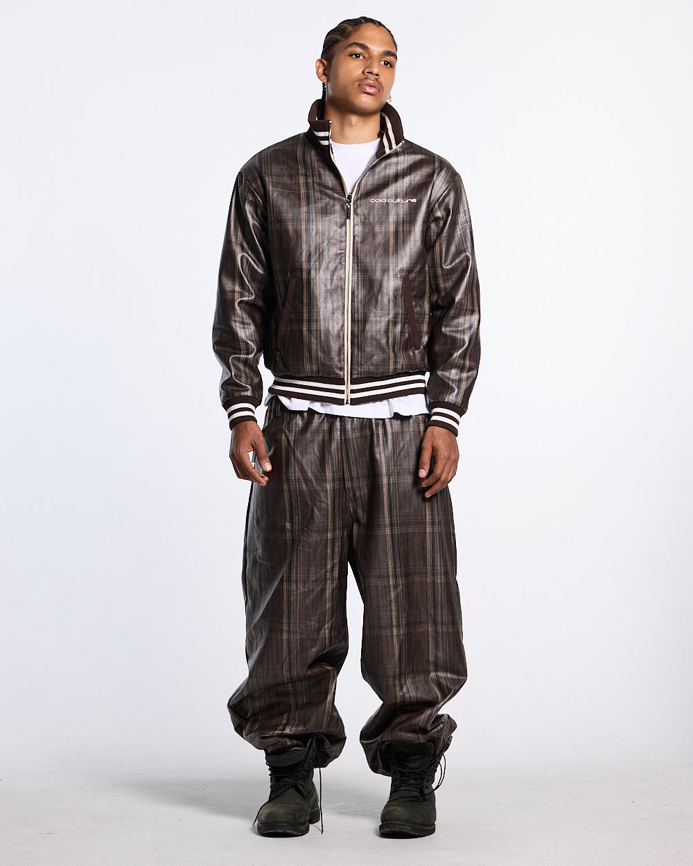 CLUB ZIP UP BROWN