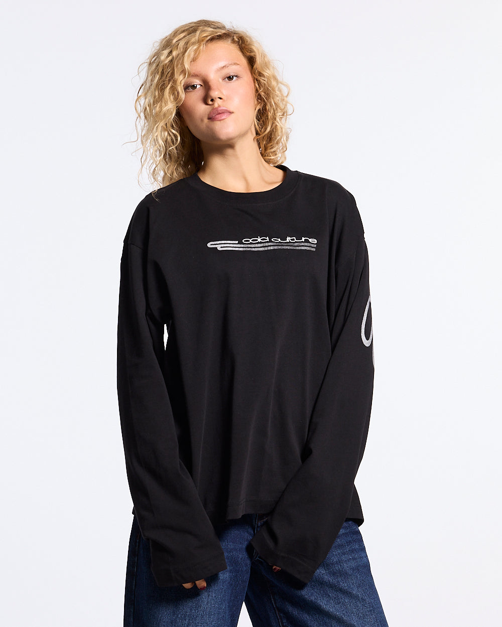 SKID CURVED LONGSLEEVE BLACK