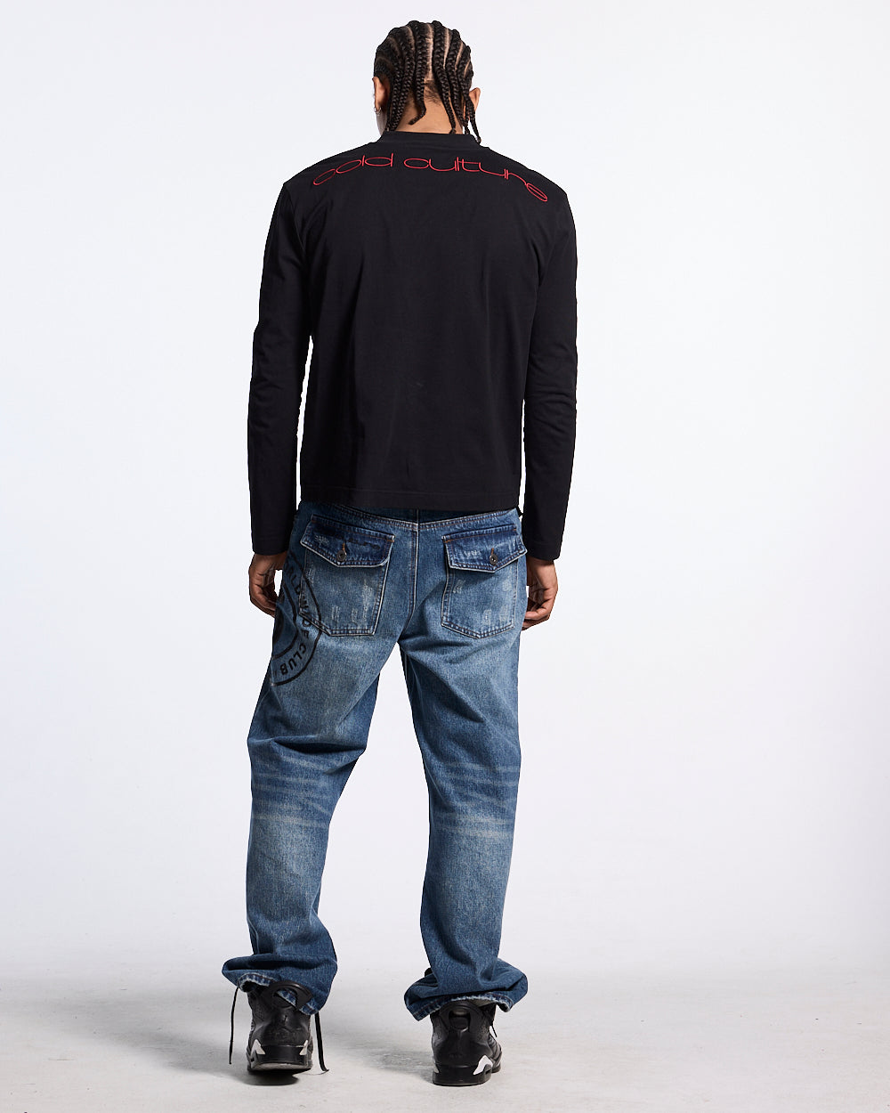 FEATHERED LONGSLEEVE BLACK