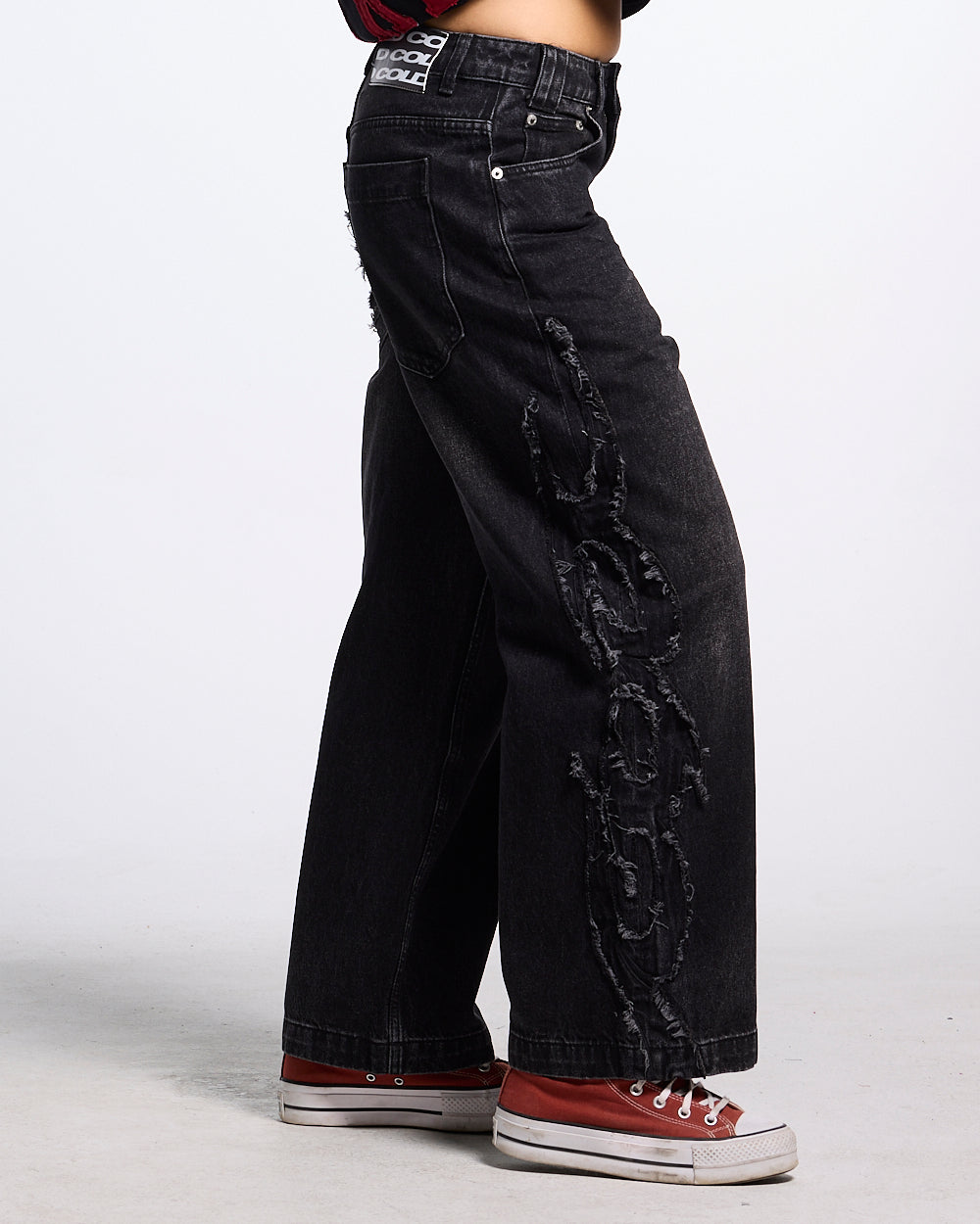 TRIBAL DISTRESSED PANTS BLACK