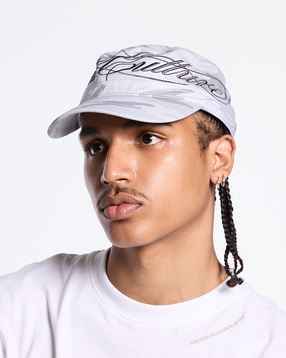 SCRIPT CAP GREY CAMO