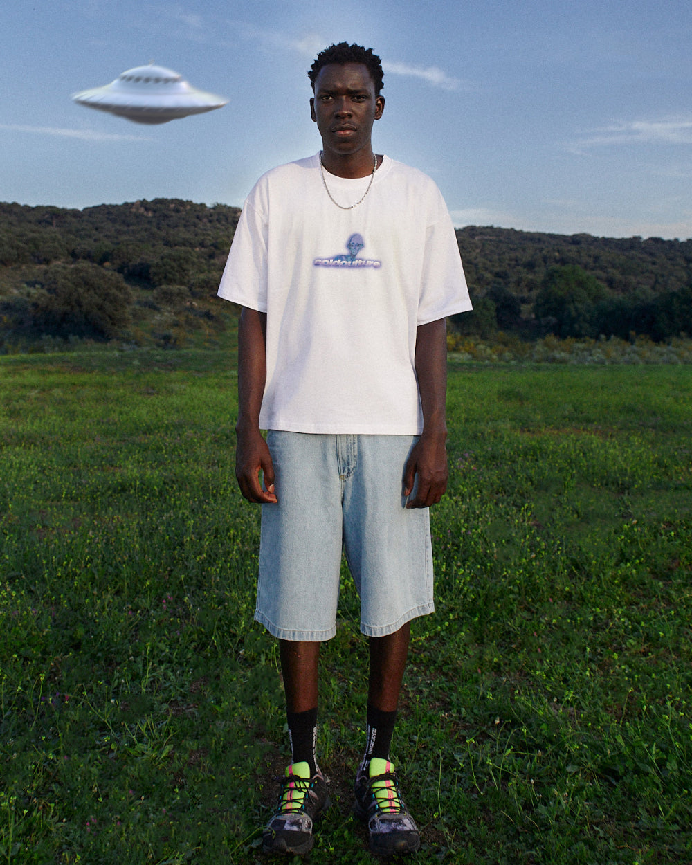 alien-tee-white3.jpg