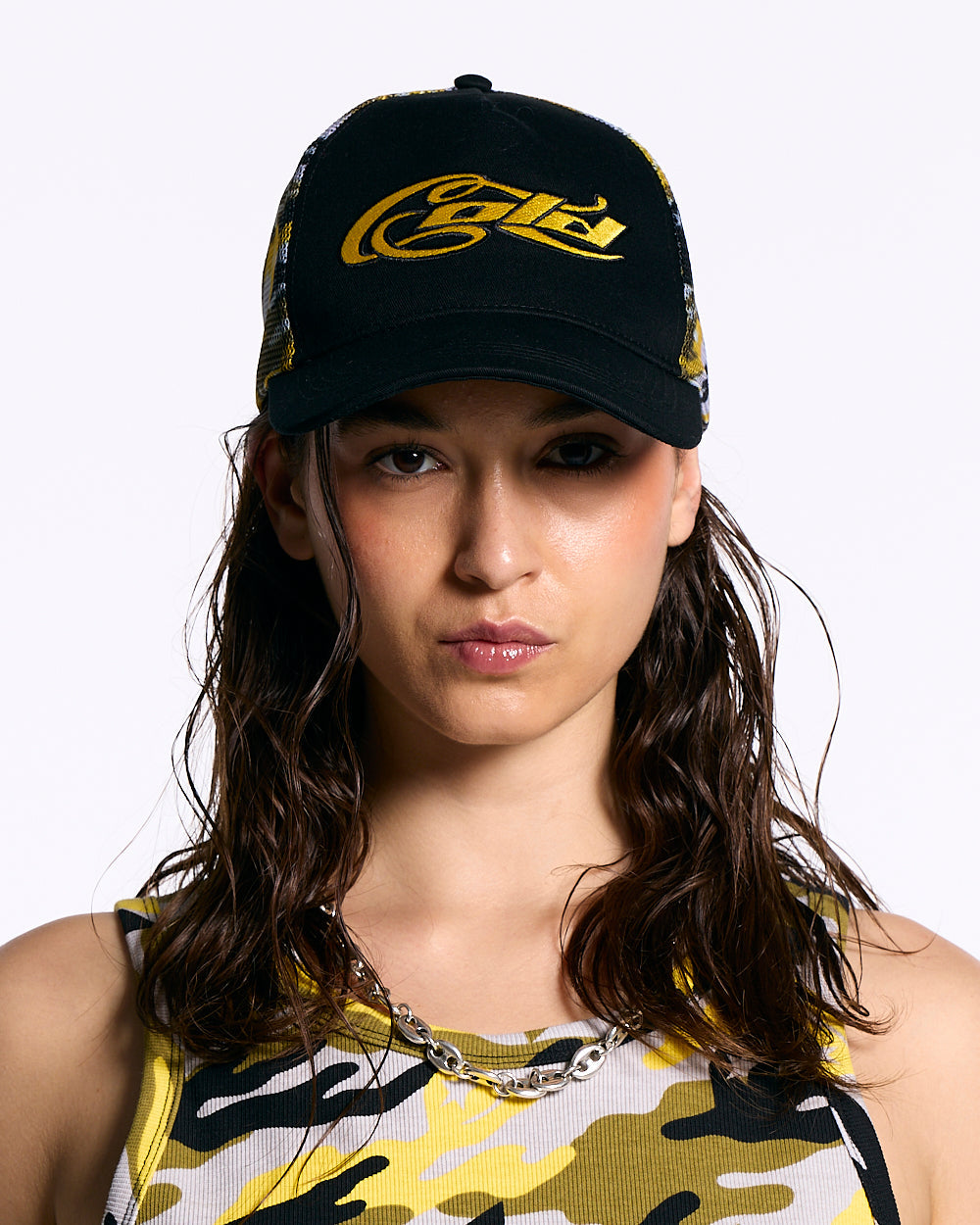 CAMO CAP BLACK AND YELLOW