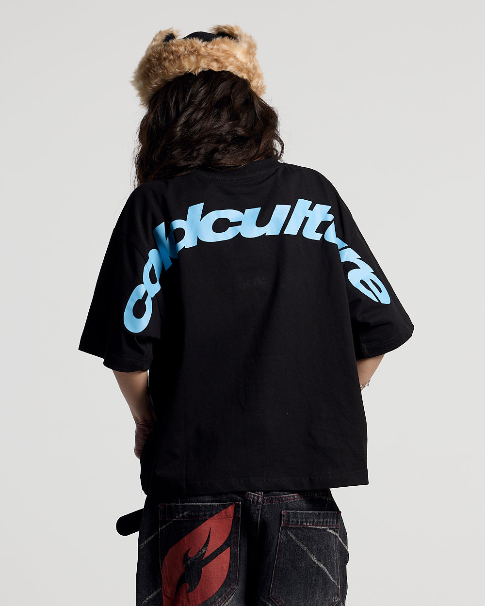 CURVED TEE BLACK