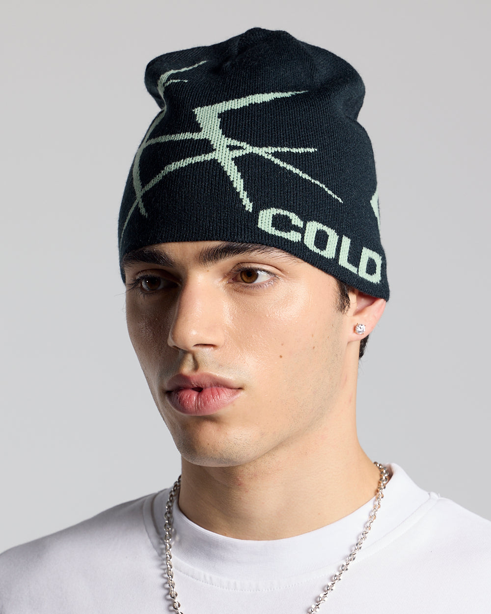 BRAMBLES BEANIE DARK BLUE
